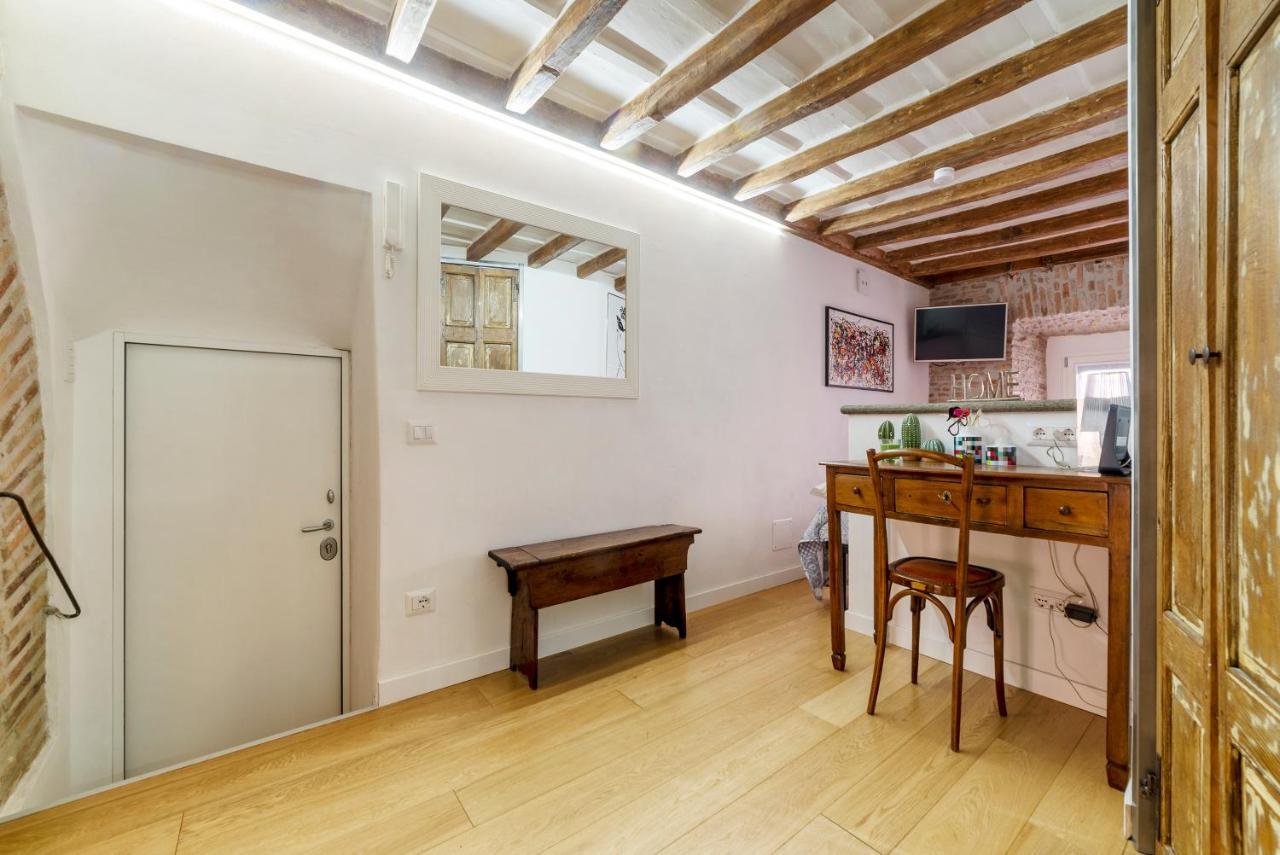 Largo Di Torre Argentina Cozy Studio Rome Exterior photo